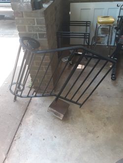 (2) Iron 3 Step Railings 
