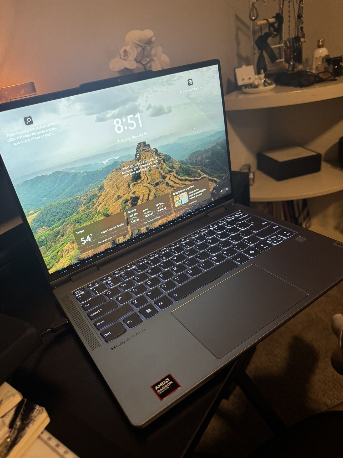 Lenovo - Yoga 7 2-in-1 14" 2K Touchscreen Laptop And Lenovo Pen
