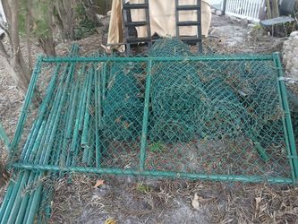 4 ft chain link fence (green rubber coated