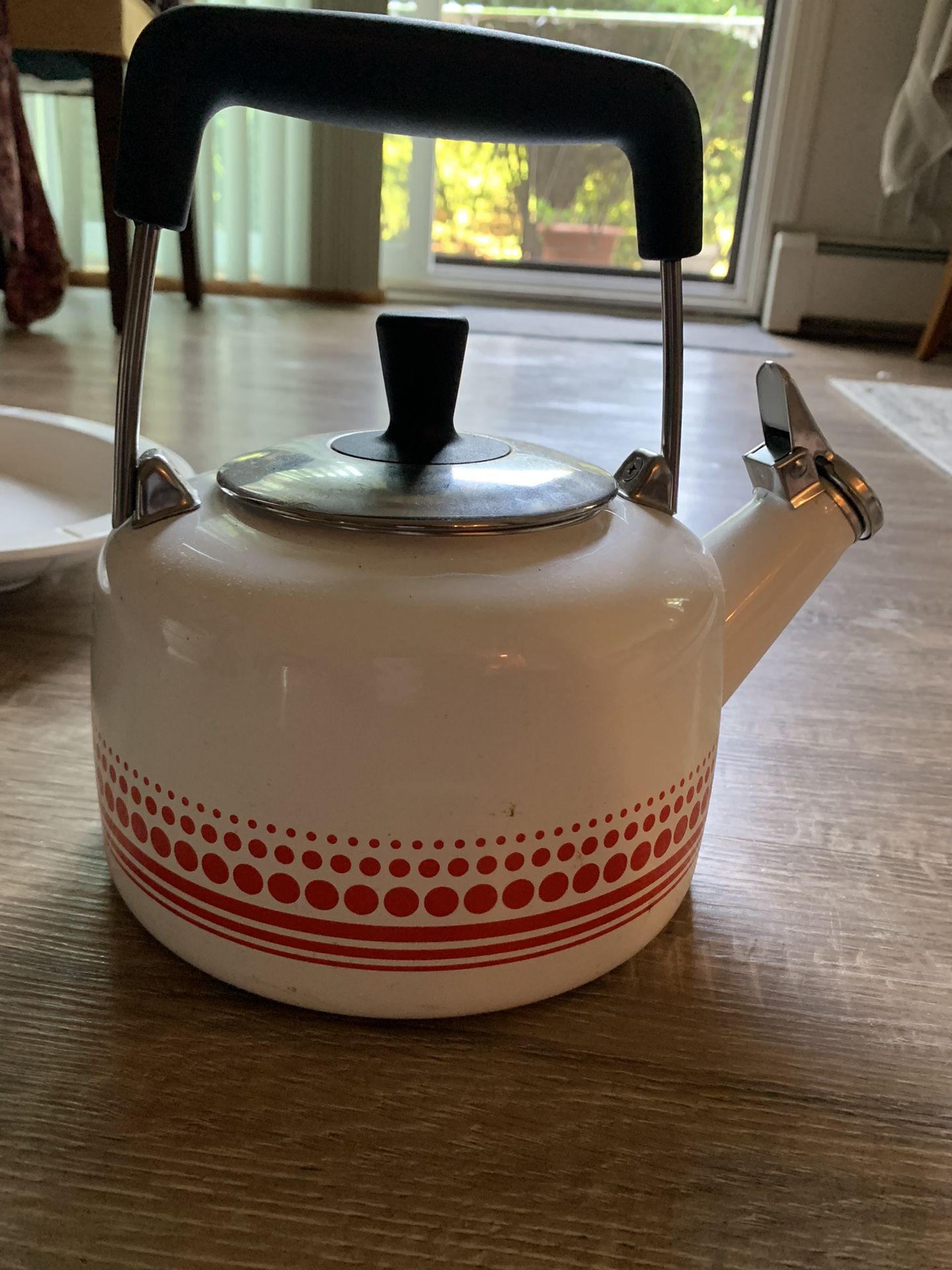 Chantal Aqua Button Tea Kettle