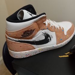 Jordan 1 SE Paintbrush