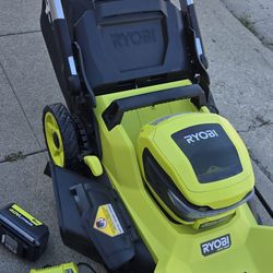 Podadora Riobi. Batería Y Cargador