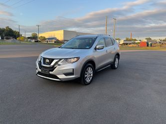 NISSAN ROGUE 2018 SV CLEAN CARFAX RUNS PERFECT