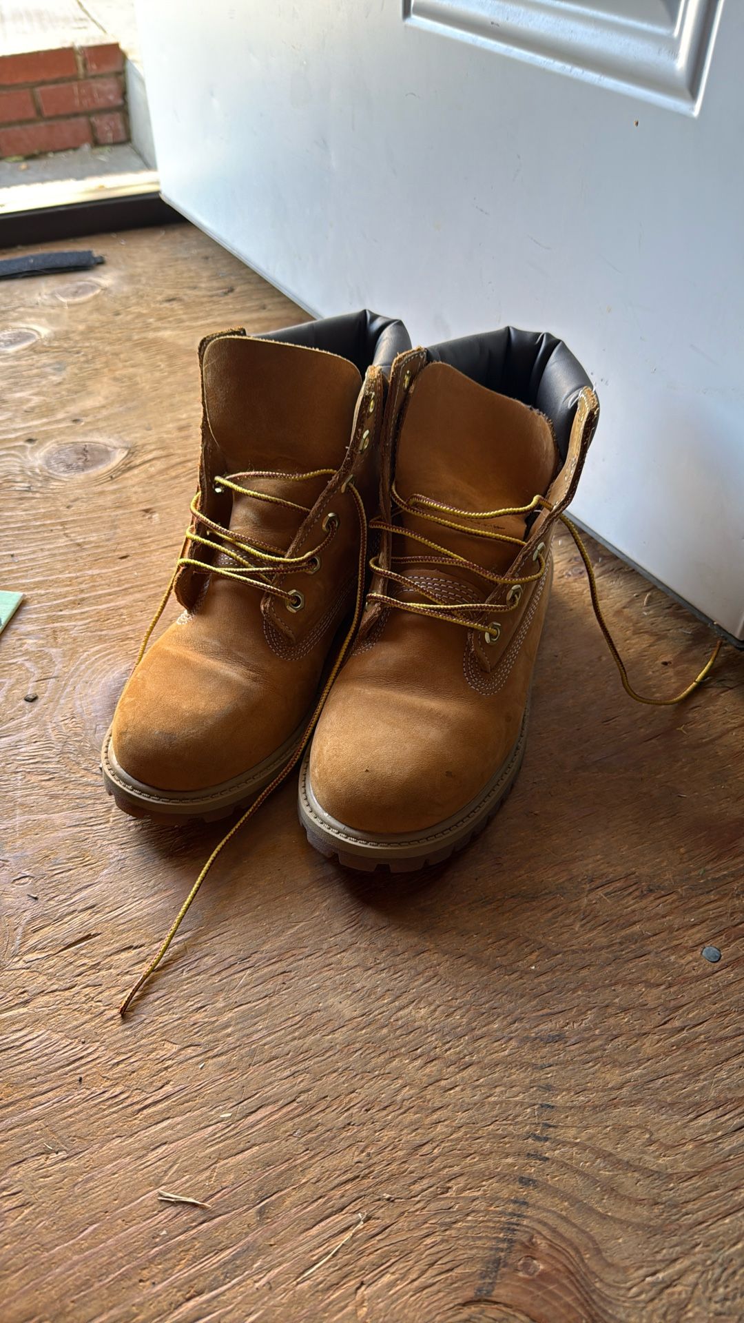 Boys Timberland Boots Size 4
