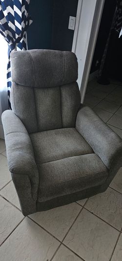 Lazy Boy Recliner like new