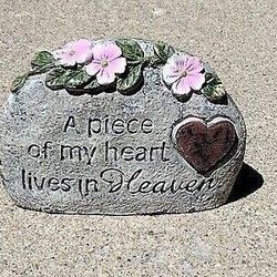 Memorial Outdoor Stone Decor (1)Heart (1)Cross or (1)Paw