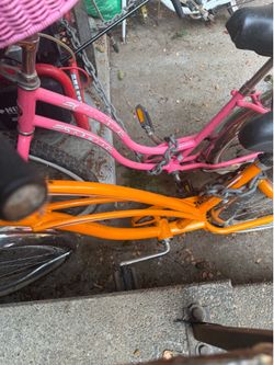 Cruiser bikes adorable!