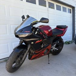 Yamaha R6S 2007 Clean title 