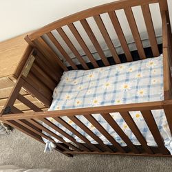 Baby Crib With Two Mattresses