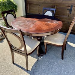 Dining Table & 4 Chairs 