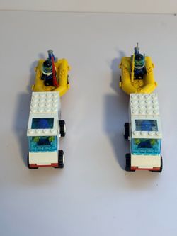 LEGO Scuba Squad selling two