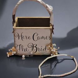 ♡Flower Girl Basket "Here comes the bride" w/pearl jewlery & hair accessories♡