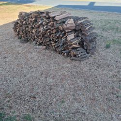 Walnut Split Fire Wood 580 T⁷o 700 A Cord Is The Gping Price I'll Take 350