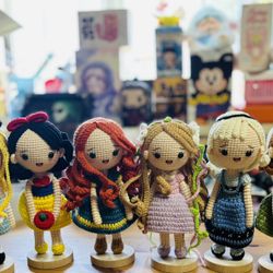 Crocheted Disney Princesses 