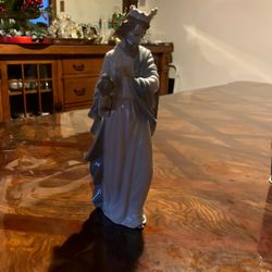 Lladro  wise king