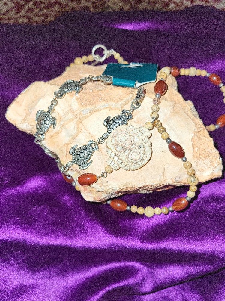 Turtles... Bracelet & Turtle Pendant.