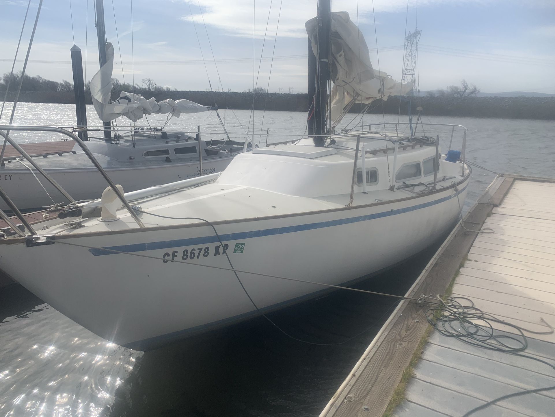 28 Foot Ranger Sailboat