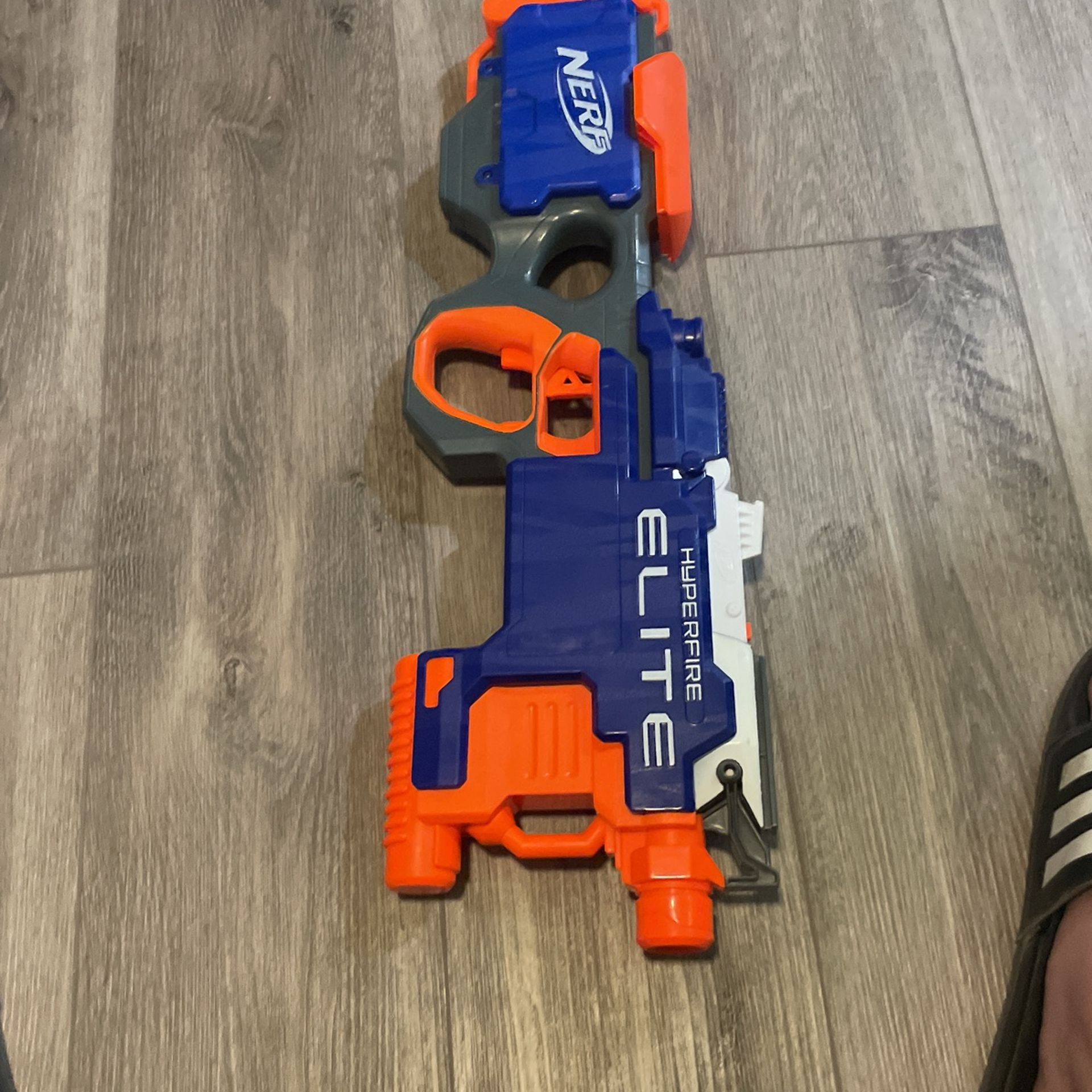 Nerf gun