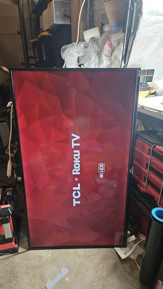 TCL 50” Class 4-Series 4K UHD HDR Roku Smart TV - 50S425