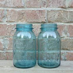 Vintage Ball Perfect Blue Mason Quart Jars