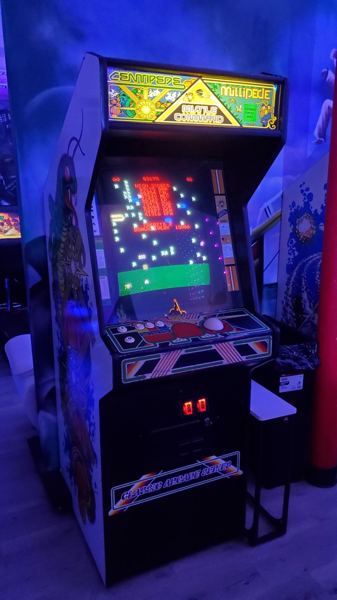 Atari Centipede Millipede Missile Command Arcade Machine