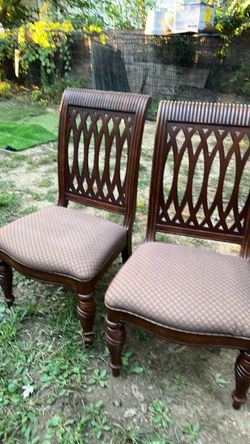 Chairs, 4 for sale with thick glass and pedestal in pic on site