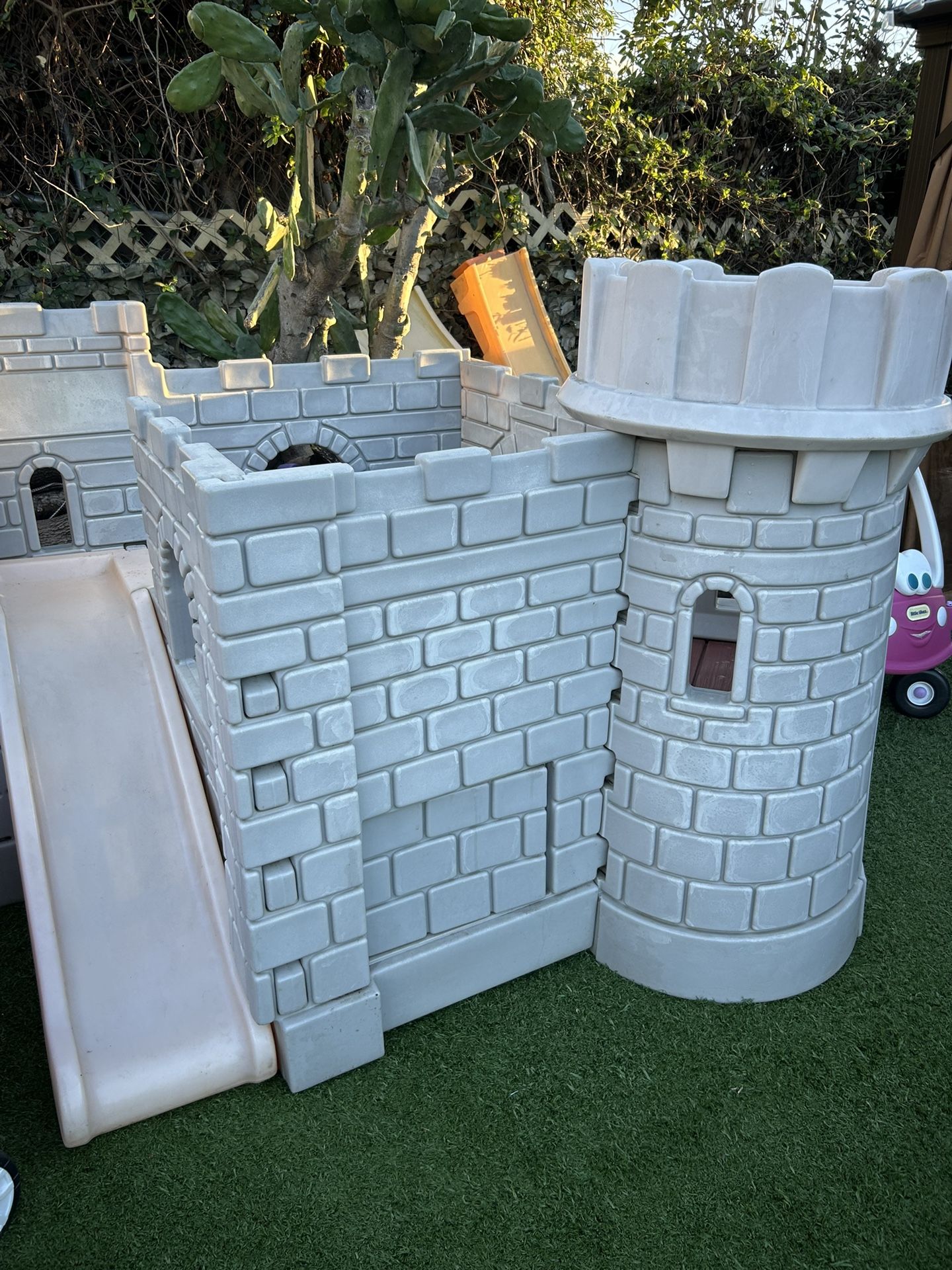 Little Tikes Playhouse