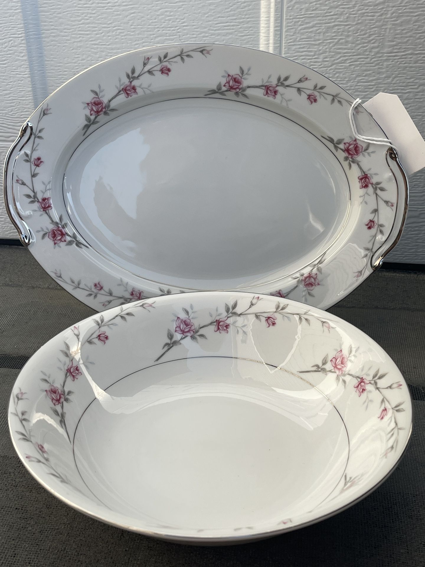 Vintage Lot of 2 serving dishes Norleans Debonaire Bone China Pink Roses