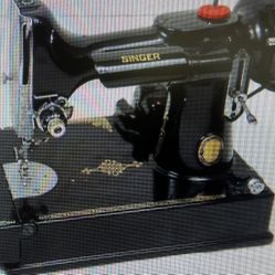 Singer 221  Featherweight  sewing machine