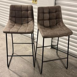 Lamarr Upholstered Counter Stool bar Stools 