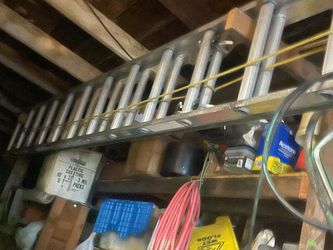 Aluminum Extension Ladder