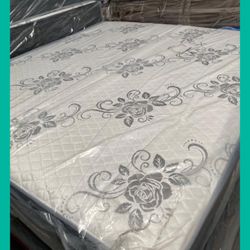 King Size Mattress/ Colchon