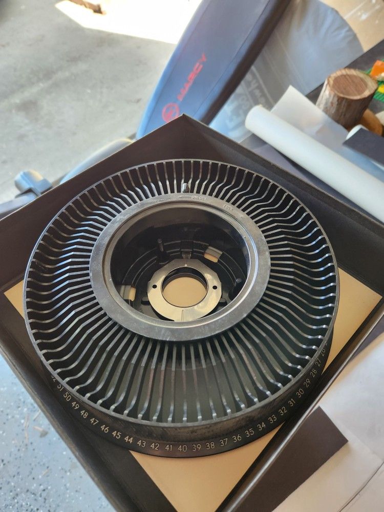 KODAK Slide Projector 70-slide Carousel