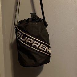 Supreme Small Cinch Pouch 