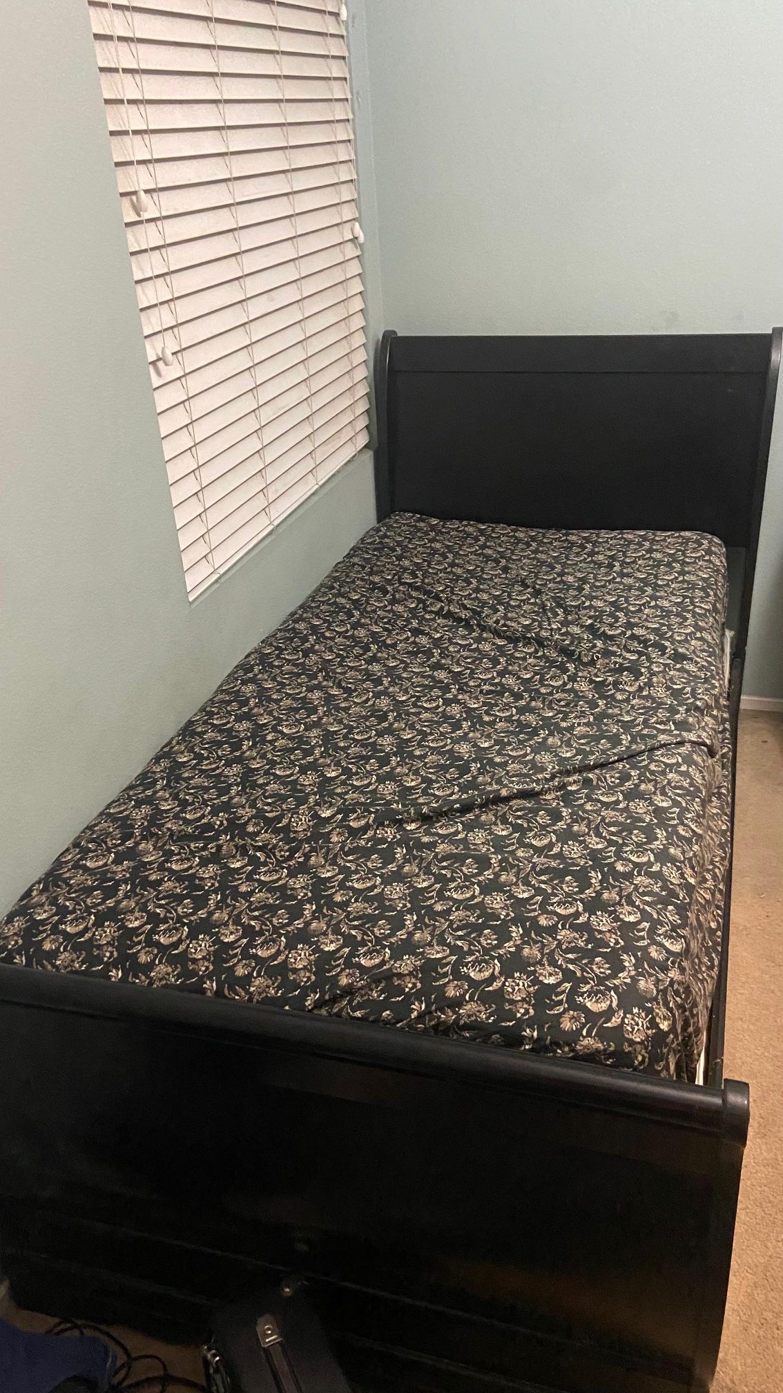 Twin Bed