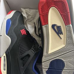 Air Jordan Retro 4s 