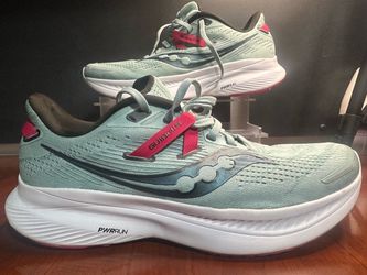 $35 Saucony Guide women used size 10