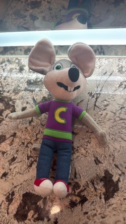 Chuck e Cheese Plushie Collectible