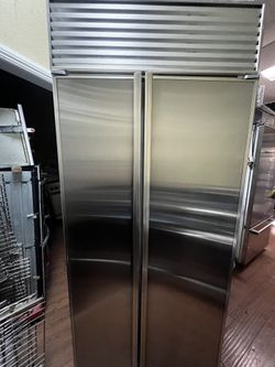 36” Subzero Refrigerator counter Depth 