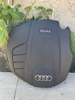 2018 Audi A6 Engine Cover