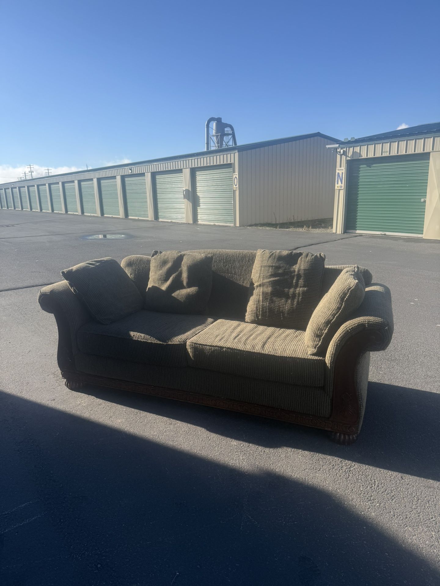 Matching Couch And Love Seat