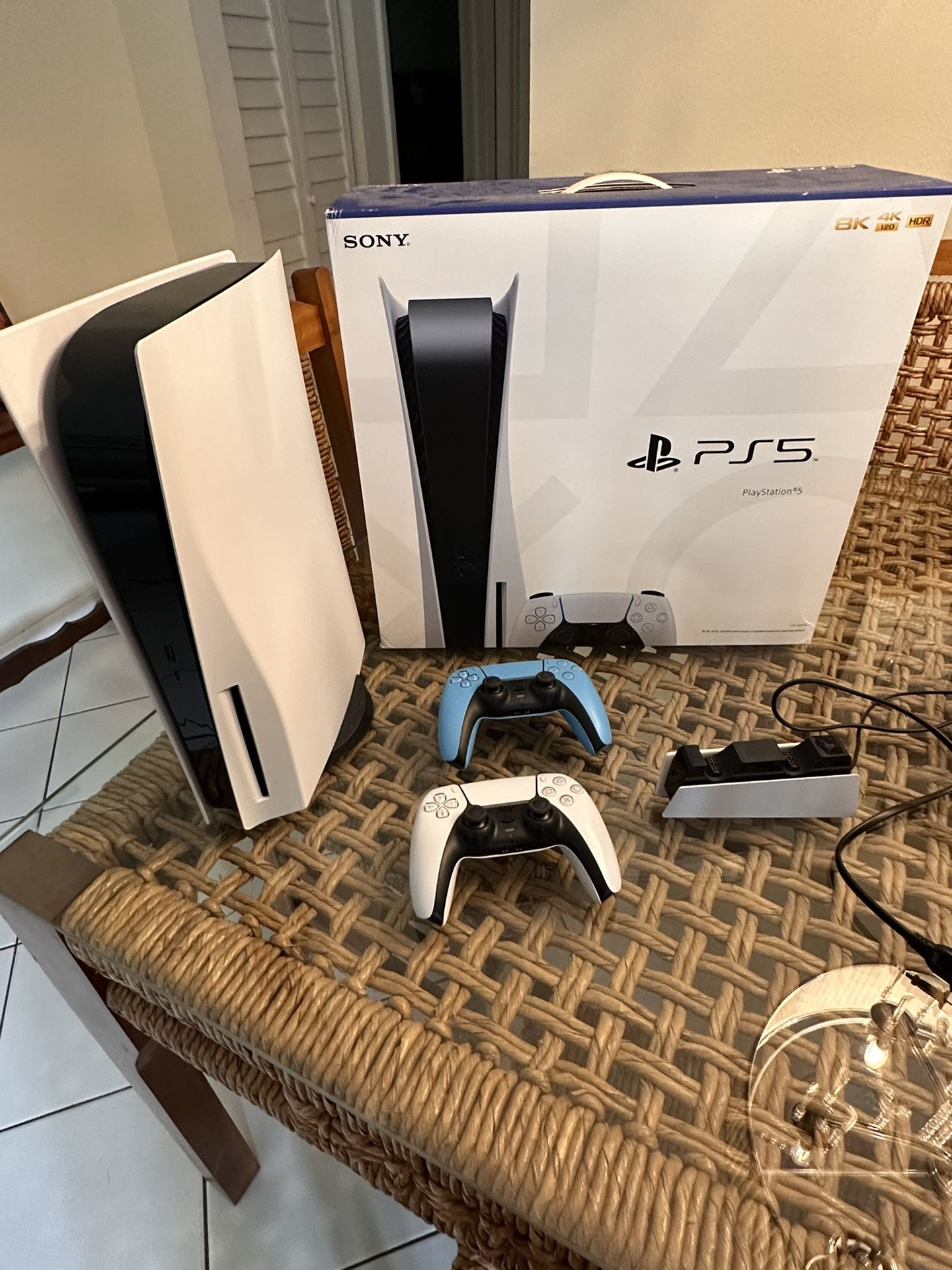 PS5 Console