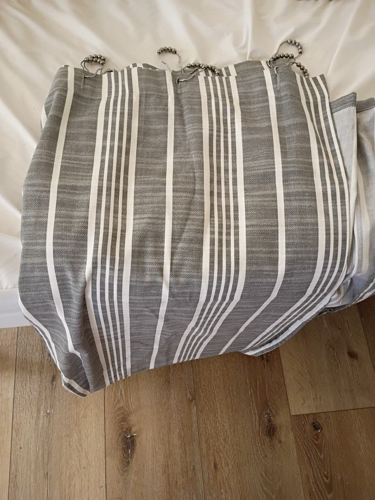 New Shower Curtain With Hooks 