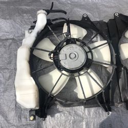 Honda civic fans with coolant reservoir