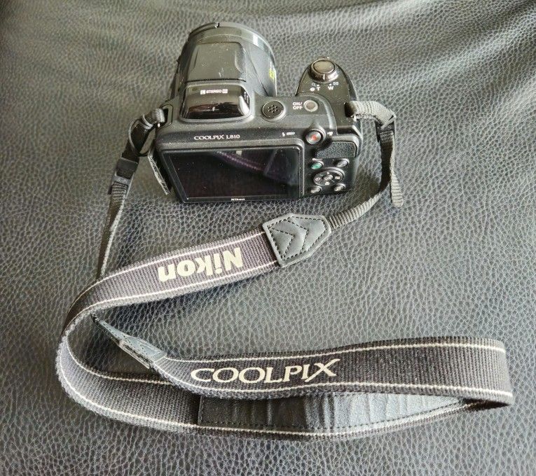 Nikon Coolpix L810