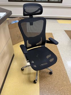 Mesh Desk Chair with 3D Armrests and Headrest, 90- 120° Rocking Function, Black