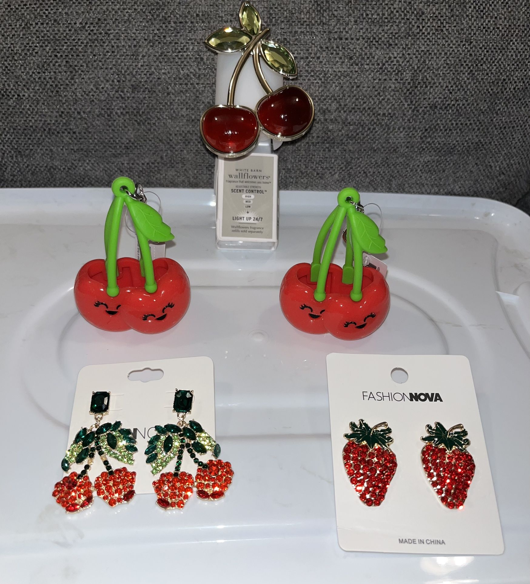 Cherry Lot Bath And Body Works Cherry Pocketbac Holder Cherry Earrings