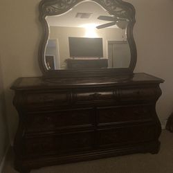  Bedroom Dresser With Removable Mirror