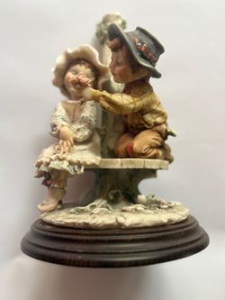 Vintage Giuseppe Armani 1982 Figurine
