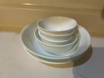 White Ceramic Dinnerware Set